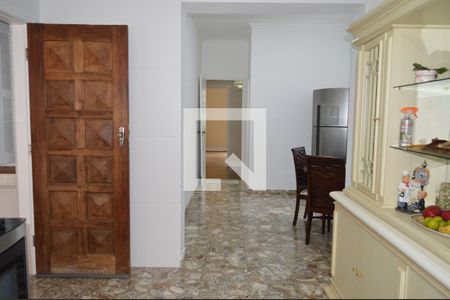 Casa à venda com 250m², 7 quartos e 3 vagasCozinha