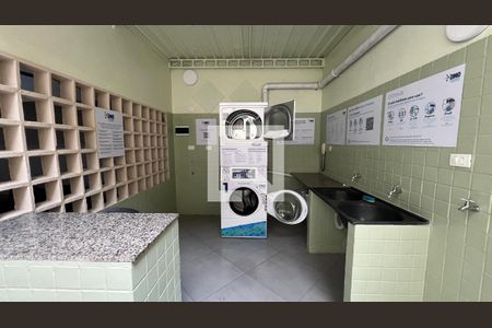 Studio à venda com 28m², 1 quarto e sem vaga Studio à venda com 28m², 1 quarto e sem vagaLavanderia
