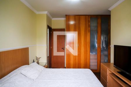 Apartamento à venda com 140m², 3 quartos e 2 vagasSuíte 2