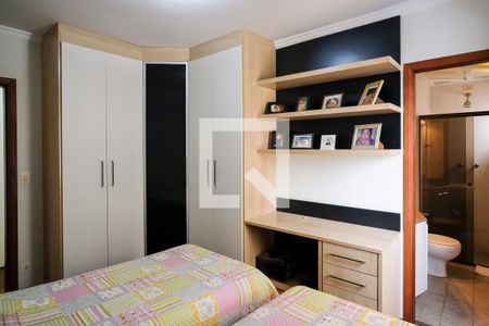 Apartamento à venda com 140m², 3 quartos e 2 vagasSuíte 1