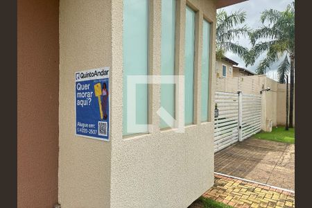 Fachada de casa de condomínio para alugar com 3 quartos, 84m² em Residencial Center Ville, Goiânia