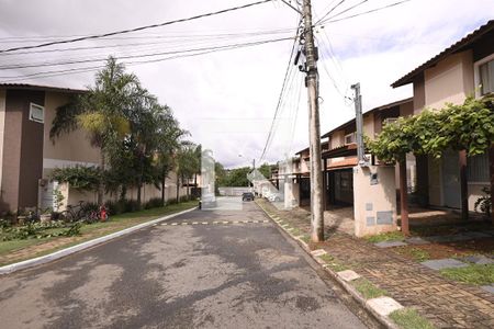 Área comum de casa de condomínio para alugar com 3 quartos, 84m² em Residencial Center Ville, Goiânia