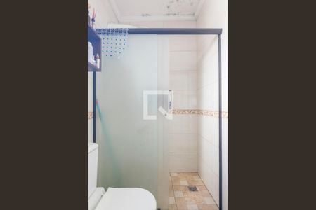 Apartamento à venda com 70m², 3 quartos e 2 vagas Apartamento à venda com 70m², 3 quartos e 2 vagasBanheiro da Suite