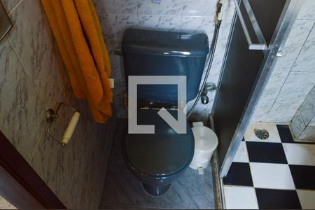 Casa de condomínio à venda com 100m², 3 quartos e 1 vaga Casa de condomínio à venda com 100m², 3 quartos e 1 vagaBanheiro da Suíte 2