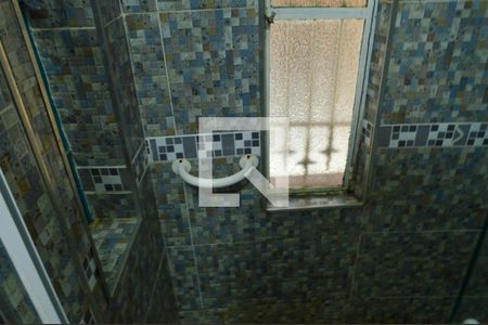 Casa de condomínio à venda com 100m², 3 quartos e 1 vaga Casa de condomínio à venda com 100m², 3 quartos e 1 vagaBanheiro da Suíte 1