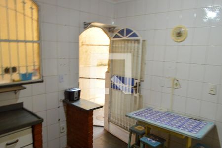 Casa de condomínio à venda com 100m², 3 quartos e 1 vaga Casa de condomínio à venda com 100m², 3 quartos e 1 vagaCozinha