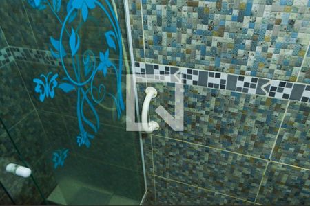 Casa de condomínio à venda com 100m², 3 quartos e 1 vaga Casa de condomínio à venda com 100m², 3 quartos e 1 vagaBanheiro da Suíte 1