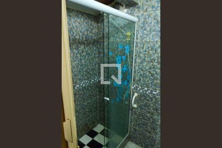 Casa de condomínio à venda com 100m², 3 quartos e 1 vaga Casa de condomínio à venda com 100m², 3 quartos e 1 vagaBanheiro da Suíte 1