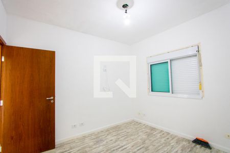 Suíte de apartamento à venda com 2 quartos, 70m² em Parque São Vicente, Santo André