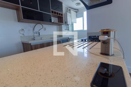 Apartamento à venda com 68m², 2 quartos e 1 vaga Apartamento à venda com 68m², 2 quartos e 1 vagaTorre de Tomadas Embutido no Mármore Cozinha Americana