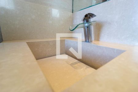 Apartamento à venda com 68m², 2 quartos e 1 vaga Apartamento à venda com 68m², 2 quartos e 1 vagaPia de mármore/Torneira Inox