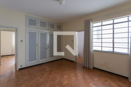 Casa à venda com 250m², 3 quartos e 3 vagasQuarto 3 - Suíte