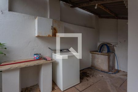 Casa à venda com 250m², 3 quartos e 3 vagasÁrea de Serviço