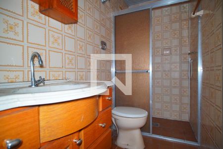 Banheiro de apartamento para alugar com 1 quarto, 47m² em Morro Santana, Porto Alegre