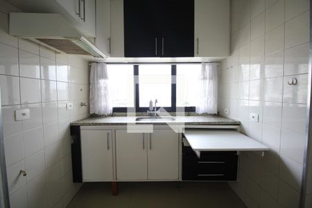 Apartamento à venda com 90m², 3 quartos e 2 vagasCozinha