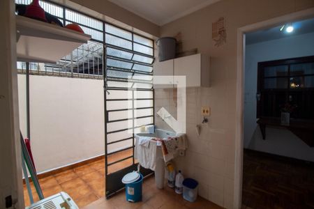 Casa à venda com 168m², 4 quartos e 2 vagas Casa à venda com 168m², 4 quartos e 2 vagasÁrea de Serviço