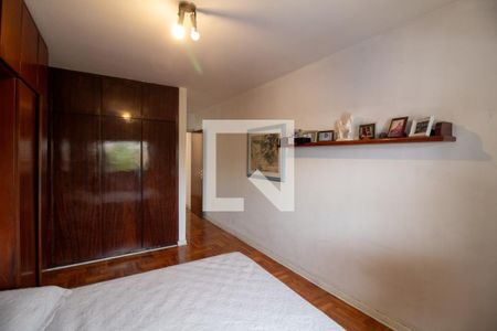 Casa à venda com 168m², 4 quartos e 2 vagas Casa à venda com 168m², 4 quartos e 2 vagasQuarto 3 - Suíte