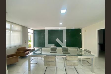 Apartamento à venda com 98m², 3 quartos e 2 vagas Apartamento à venda com 98m², 3 quartos e 2 vagasÁrea comum - Sala de Estudo