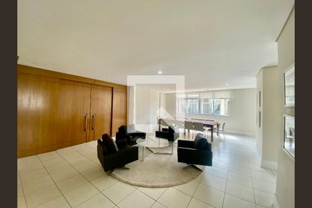Apartamento à venda com 98m², 3 quartos e 2 vagas Apartamento à venda com 98m², 3 quartos e 2 vagasÁrea comum - Salão de jogos