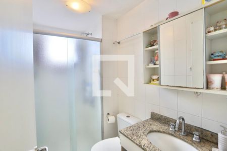 Apartamento à venda com 98m², 3 quartos e 2 vagas Apartamento à venda com 98m², 3 quartos e 2 vagasBanheiro do Quarto 1