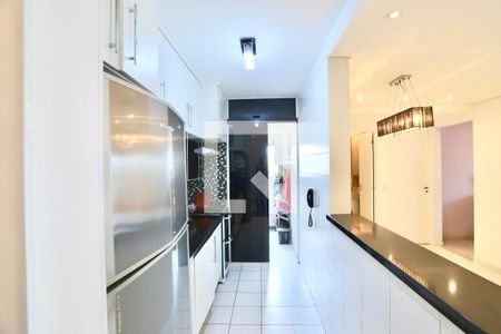 Apartamento à venda com 98m², 3 quartos e 2 vagas Apartamento à venda com 98m², 3 quartos e 2 vagasCozinha