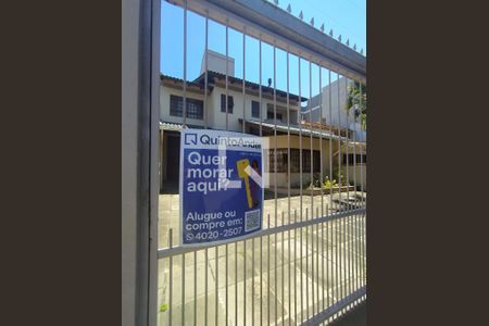 Casa à venda com 363m², 5 quartos e 2 vagas Casa à venda com 363m², 5 quartos e 2 vagasPlaca grande