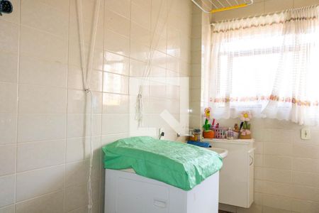 Apartamento à venda com 148m², 3 quartos e 2 vagas Apartamento à venda com 148m², 3 quartos e 2 vagasÁrea de Serviço