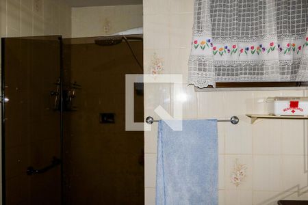 Apartamento à venda com 148m², 3 quartos e 2 vagas Apartamento à venda com 148m², 3 quartos e 2 vagasBanheiro da Suíte