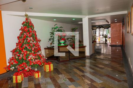 Apartamento à venda com 148m², 3 quartos e 2 vagas Apartamento à venda com 148m², 3 quartos e 2 vagasPortaria