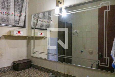 Apartamento à venda com 148m², 3 quartos e 2 vagas Apartamento à venda com 148m², 3 quartos e 2 vagasBanheiro da Suíte