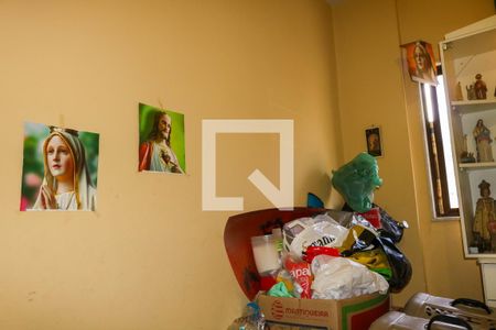 Apartamento à venda com 148m², 3 quartos e 2 vagas Apartamento à venda com 148m², 3 quartos e 2 vagasQuarto de Serviço