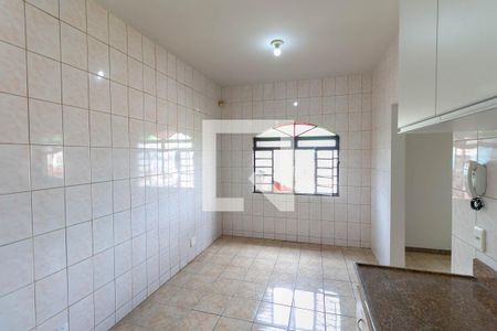 Casa à venda com 340m², 7 quartos e 3 vagas Casa à venda com 340m², 7 quartos e 3 vagasCozinha