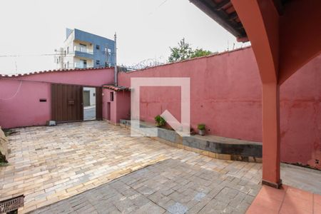 Casa à venda com 340m², 7 quartos e 3 vagas Casa à venda com 340m², 7 quartos e 3 vagasÁrea comum