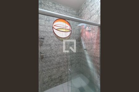 Casa à venda com 340m², 7 quartos e 3 vagas Casa à venda com 340m², 7 quartos e 3 vagasBanheiro Social