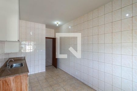 Casa à venda com 340m², 7 quartos e 3 vagas Casa à venda com 340m², 7 quartos e 3 vagasCozinha