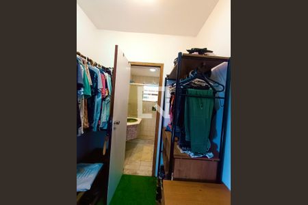Apartamento à venda com 156m², 3 quartos e 1 vaga Apartamento à venda com 156m², 3 quartos e 1 vagaSuíte closet