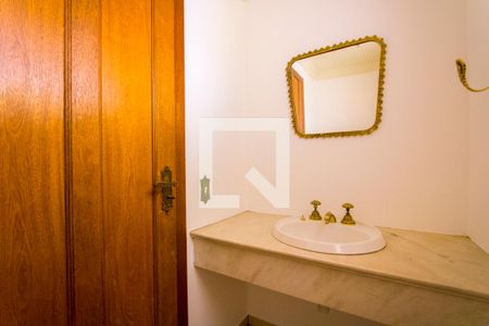 Apartamento à venda com 400m², 3 quartos e 3 vagas Apartamento à venda com 400m², 3 quartos e 3 vagasLavabo