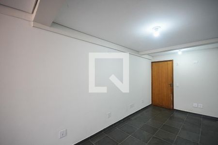 Sala de apartamento para alugar com 1 quarto, 45m² em Jardim Pedro Goncalves, Taboão da Serra