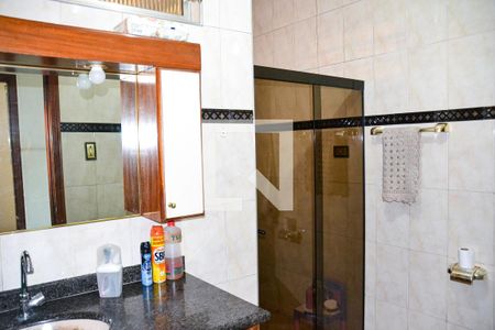 Casa à venda com 312m², 3 quartos e 4 vagas Casa à venda com 312m², 3 quartos e 4 vagasBanheiro