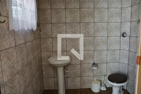 Casa à venda com 312m², 3 quartos e 4 vagas Casa à venda com 312m², 3 quartos e 4 vagasBanheiro