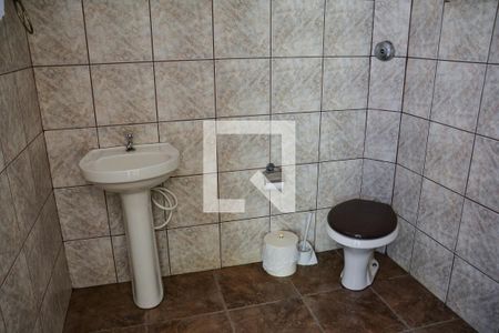Casa à venda com 312m², 3 quartos e 4 vagas Casa à venda com 312m², 3 quartos e 4 vagasBanheiro