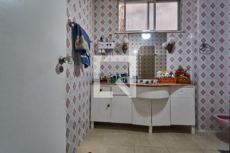 Apartamento à venda com 133m², 3 quartos e 1 vaga Apartamento à venda com 133m², 3 quartos e 1 vagaBanheiro Social