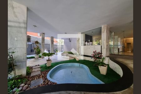 Apartamento à venda com 133m², 3 quartos e 1 vaga Apartamento à venda com 133m², 3 quartos e 1 vagaHall