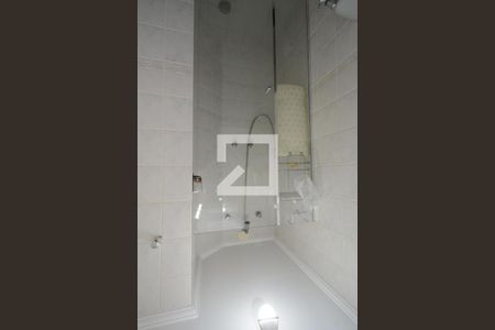 Apartamento à venda com 78m², 3 quartos e 2 vagasBanheiro