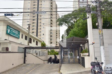 Apartamento à venda com 78m², 3 quartos e 2 vagasFachada e portaria