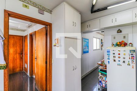 Apartamento à venda com 180m², 4 quartos e 2 vagas Apartamento à venda com 180m², 4 quartos e 2 vagasCozinha