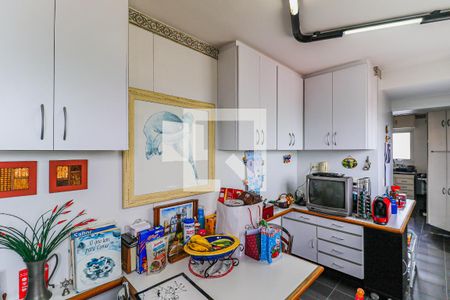 Apartamento à venda com 180m², 4 quartos e 2 vagas Apartamento à venda com 180m², 4 quartos e 2 vagasCopa