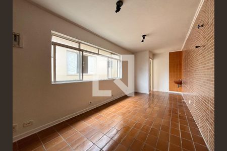 Casa à venda com 198m², 4 quartos e 3 vagas Casa à venda com 198m², 4 quartos e 3 vagasQuarto Edícula
