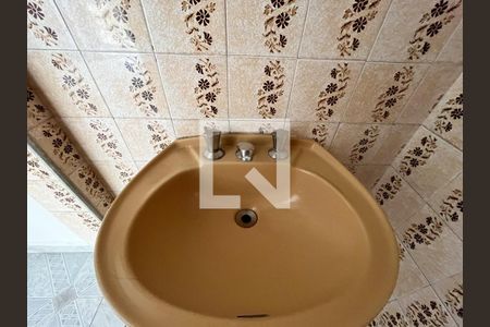 Casa à venda com 198m², 4 quartos e 3 vagas Casa à venda com 198m², 4 quartos e 3 vagasBanheiro 3