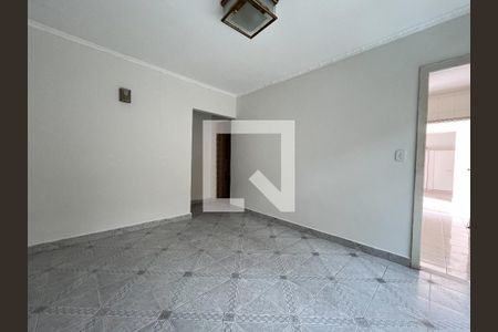 Casa à venda com 198m², 4 quartos e 3 vagas Casa à venda com 198m², 4 quartos e 3 vagasSala de Jantar